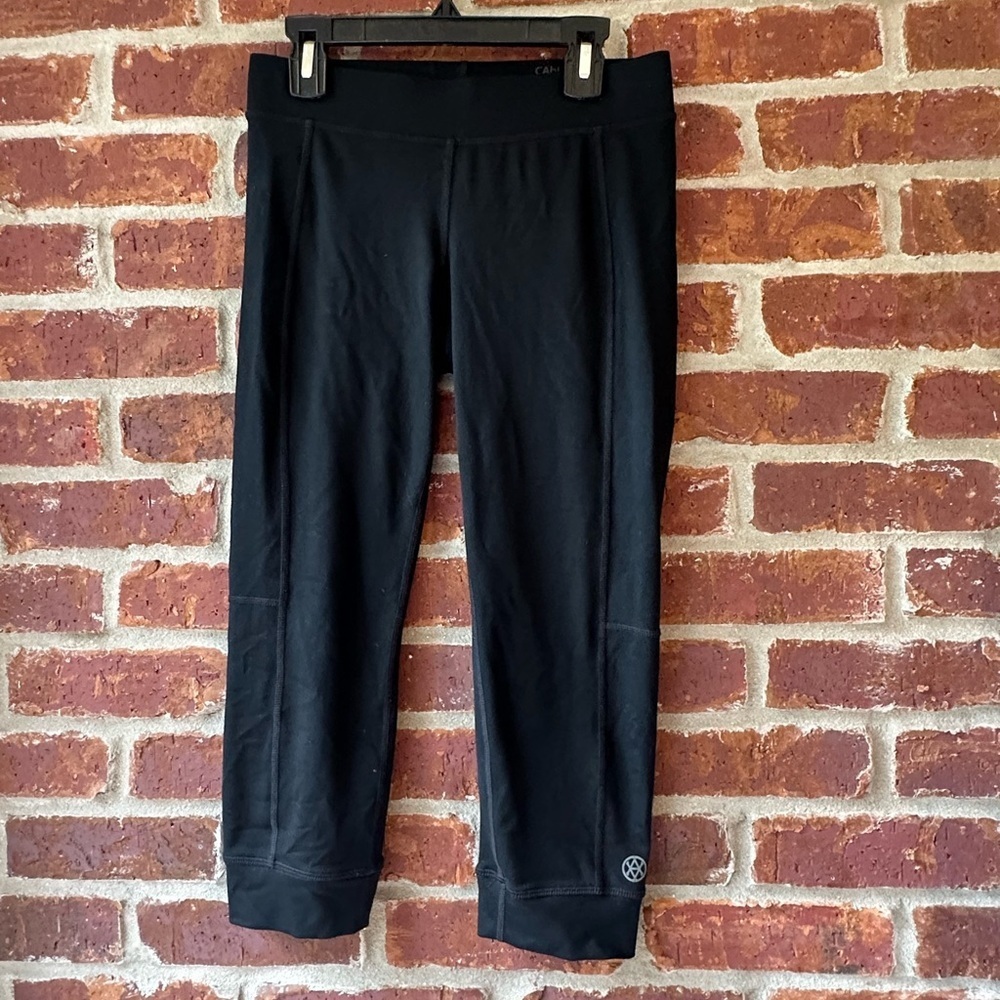 Cabi black cropped leggings / joggers size XS‎